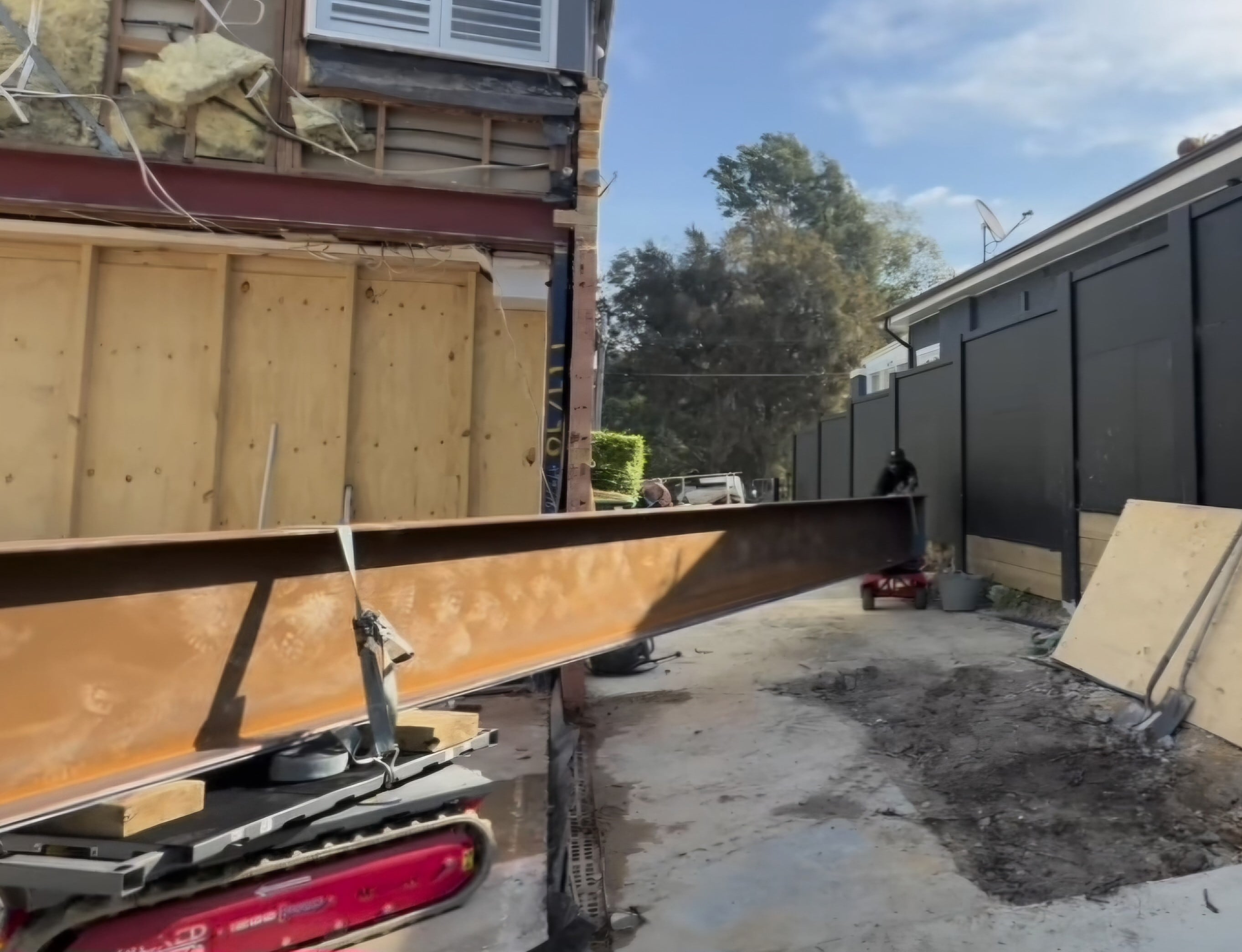 Relocating a 1.5 tonne steal beam with the tracked carrier & Dolly with a 2.2 tonne capacity.